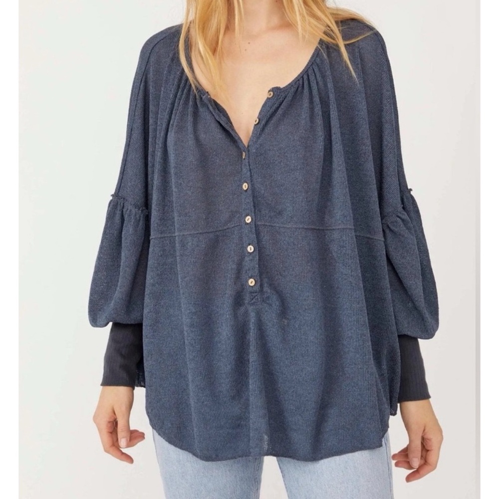 Free People Marla Henley Long Sleeve Blue Oversized Blouse Size Small‎